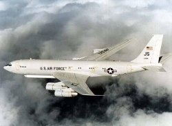 Video: Mỹ điều 2 máy bay do thám "khủng" áp sát bán đảo Triều Tiên