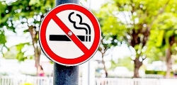 Xử phạt cả khách nước ngoài nếu hút thuốc tại phố cổ Hà Nội