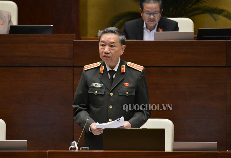 Dự thảo Luật xuất cảnh: hoãn xuất cảnh đối với người đang bị thanh tra, kiểm tra