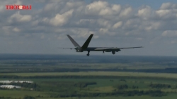 Video: Sức mạnh đặc biệt chưa từng có của máy bay tấn công không người lái Nga vừa trình làng