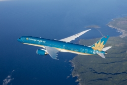 khach dau bung may bay vietnam airlines ha canh khan cap xuong an do