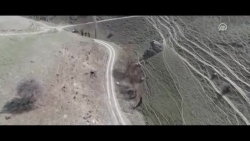 Video: Choáng với UAV tuần tra của Thổ Nhĩ Kỳ gắn súng máy cực nguy hiểm