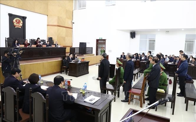 Vì sao tòa hủy bỏ lệnh kê biên nhà của hai bị cáo Nguyễn Bắc Son và Trương Minh Tuấn?