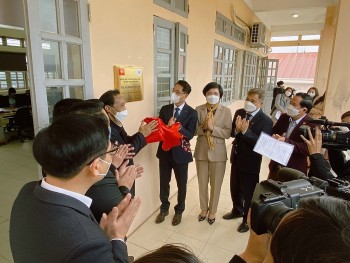 GCS Hàn Quốc trao tặng phòng tin học cho học sinh huyện Thanh Oai (Hà Nội)