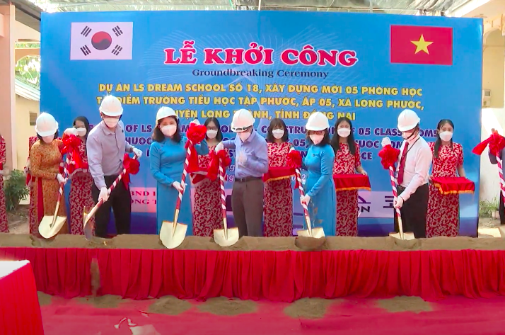 dufo va to chuc copion khoi cong ngoi truong thu 5 cua du an ls dream school
