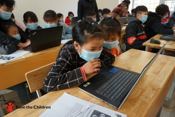 hon 200 hoc sinh va giao vien bao ha lao cai duoc tap huan cong nghe thong tin nho to chuc cuu tro tre em