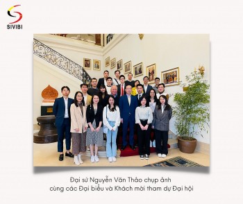 hoi sinh vien viet nam tai bi no luc gan ket cong dong