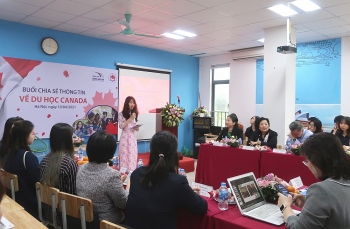 Hội hữu nghị Việt Nam - Canada chia sẻ thông tin hữu ích về du học Canada