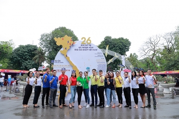 sieu su kien tuyen dung vinhomes 2021 hang ngan ban tre co viec lam