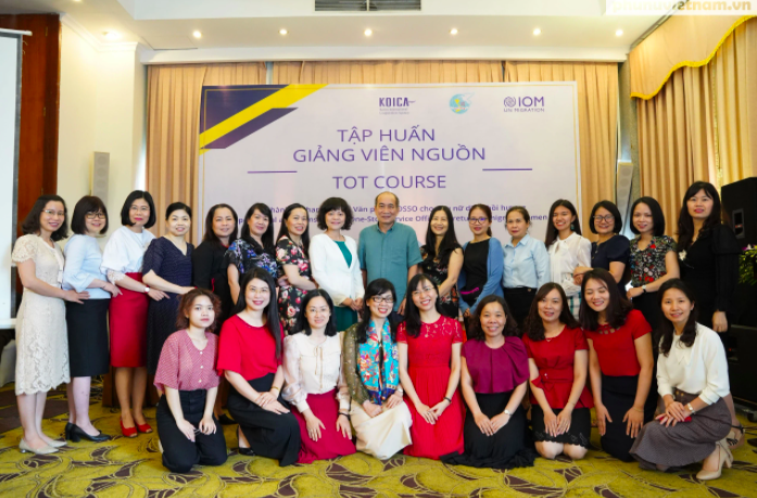 nang cao ky nang tham van ho tro phu nu di cu hoi huong cho can bo hoi lhpn 5 tinh thanh pho