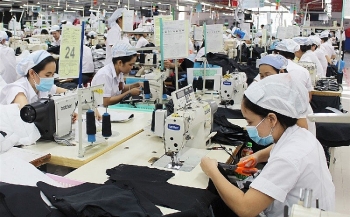 adb viet nam dang the hien kha nang phuc hoi manh me hon hau het cac nen kinh te khac
