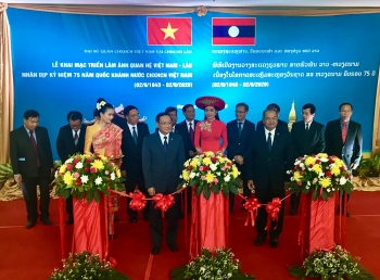 khai mac trien lam anh ve quan he hop tac lao viet nam nhan ky niem quoc khanh viet nam 29