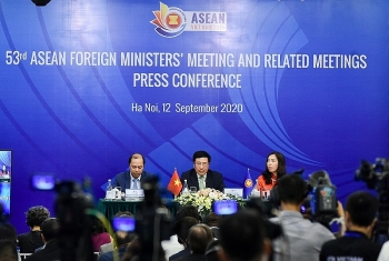 amm 53 phat huy vai tro trung tam cua asean trong hop tac quoc te duy tri hoa binh on dinh