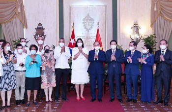 Chủ tịch nước Nguyễn Xuân Phúc: "Đảng, nhân dân Việt Nam luôn sát cánh kề vai cùng Đảng, nhân dân Cuba anh em"