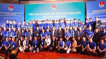 dien dan tri thuc tre viet nam toan cau lan thu iii 300 dai bieu se hien ke kien thiet phat trien dat nuoc