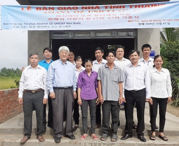 to chuc global vision trao nha tinh thuong tri gia 76 trieu dong tai ben tre