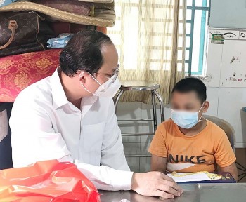 no luc cham soc tot nhat cho hon 2000 tre em mo coi do covid 19 tren toan quoc