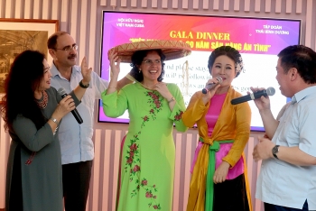 dai su cuba lianys torres rivera viet nam luon trong trai tim toi