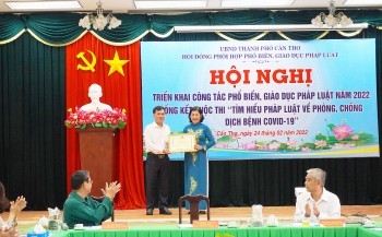 pho chu tich lien hiep can tho dat giai nhat cuoc thi tim hieu phap luat ve phong chong dich benh covid 19