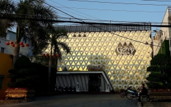 ca mau tu 233 tam dung cac hoat dong dich vu vui choi giai tri