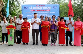 khanh thanh cau giao thong truong hiep do quy tu thien vesaf tai tro