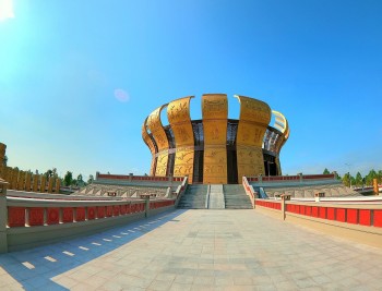 den tho vua hung tp can tho chinh thuc di vao hoat dong tu ngay 74