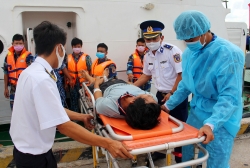 Kiên Giang: Cứu thành công 5 thuyền viên bị nạn trên biển