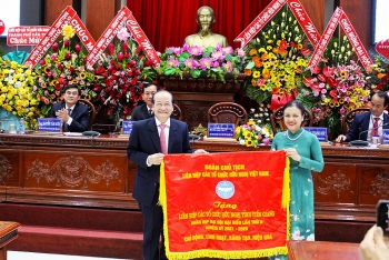 Ông Nguyễn Văn Mười - Phó Chủ tịch UBND tỉnh được bầu kiêm nhiệm giữ chức Chủ tịch Liên hiệp Tiền Giang