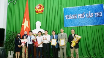 tap doan phat trien giao duc apu ho tro hon 350 suat hoc bong cho hoc sinh sinh vien can tho