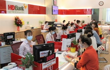 hdbank duy tri tang truong kiem soat no xau duoi 11