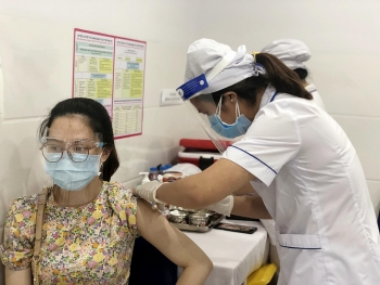 can tho bat dau tiem vac xin ngua covid 19 cho thai phu