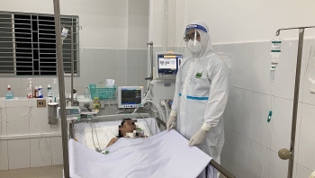 san phu mac covid 19 nguy kich duoc cuu song bang ky thuat ecmo