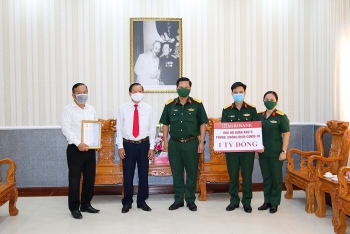 agribank tiep tuc ung ho 1 ty dong vao quy phong chong dich covid 19