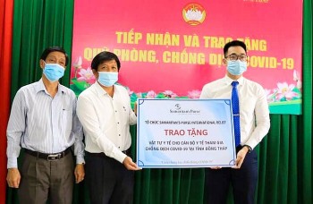 Tổ chức SPIR trao tặng vật tư y tế phòng chống dịch Covid-19 cho tỉnh Đồng Tháp