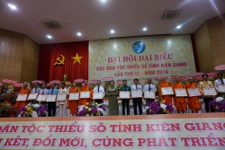 dong bao dan toc tinh kien giang chung tay xay dung que huong tham tinh huu nghi ben vung