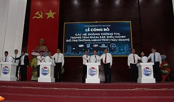 hau giang cong bo he thong thong tin trung tam giam sat dieu hanh do thi thong minh