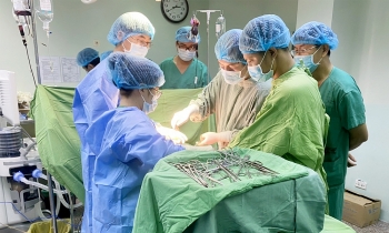 benh vien dktw can tho bao dong do huy dong 6 e kip cuu benh nhan bi tai nan giao thong nghiem trong