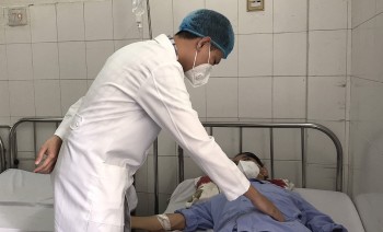 can tho 40 phut can thiep noi mach cuu song benh nhan vo phinh dong mach vi ta trang nguy kich