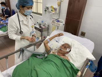 cuu song 2 benh nhan xuat huyet nao do vo tui phinh nguy kich tai can tho