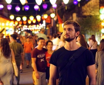 Chàng trai Nam Phi Alex Stevenson: "Càng tìm hiểu, càng thêm yêu mến Việt Nam"