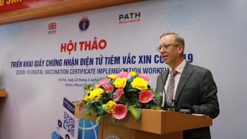 Đại sứ quán Anh hỗ trợ Việt Nam liên kết dữ liệu tiêm chủng quốc gia theo chuẩn WHO