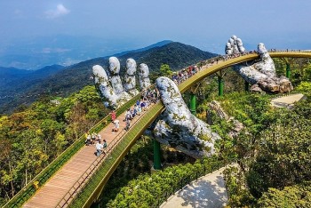 dip nghi le 304 15 thoi co vang cua du lich viet