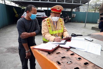 nop phat nguoi vi pham giao thong tai noi cu tru