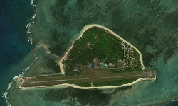 Trung Quốc bị tố đưa 200 tàu áp sát đảo Thị Tứ