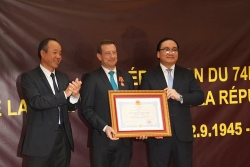 Việt Nam trao tặng Huân chương Hữu nghị cho nguyên Đại sứ Pháp