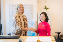 Nữ sinh Việt được 'trao quyền' trở thành Đại sứ Thụy Điển trong 1 ngày