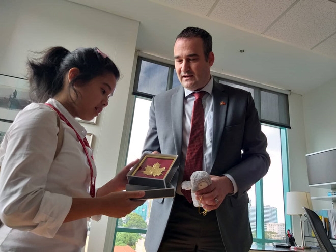 Giành cơ hội trở thành Tổng Lãnh sự Canada trong một ngày
