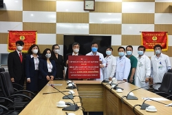 DOJI tiếp tục chung tay phòng chống dịch COVID-19: Tặng y bác sỹ BV Bạch Mai 1 tỷ đồng