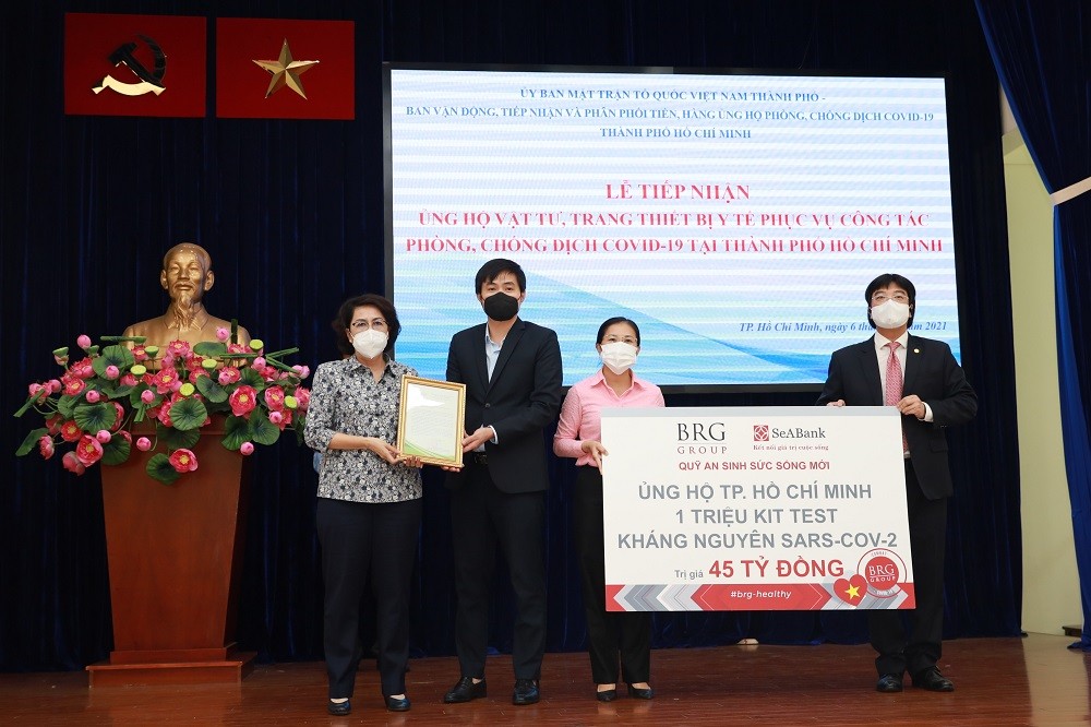 Tập đoàn BRG và SeABank ủng hộ 1 triệu kit test kháng nguyên SARS-COV-2 trị giá 45 tỷ đồng cho TP. Hồ Chí Minh