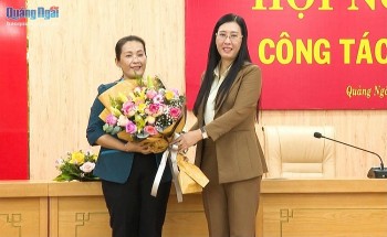 ba dinh thi hong minh duoc bau lam pho bi thu tinh uy quang ngai